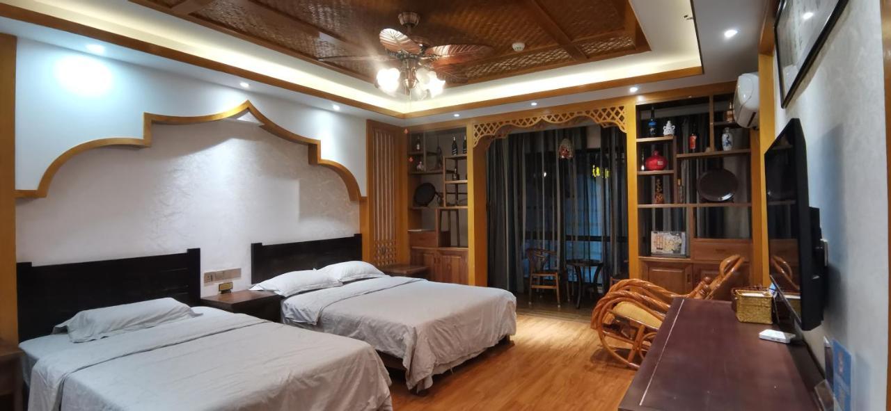 Doudou Meilan Fengqing Inn Jinghong Exterior foto